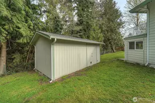 7630 NE Beachwood Ave, Poulsbo, WA 98370 - Photo 35