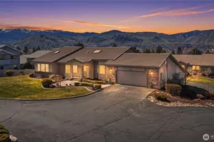 1380 Eastmont Ave, East Wenatchee, WA 98802 - Photo 1