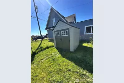2410 Pacific Avenue, Hoquiam, WA 98550 - Photo 23