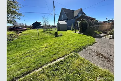 2410 Pacific Avenue, Hoquiam, WA 98550 - Photo 17