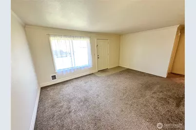 2410 Pacific Avenue, Hoquiam, WA 98550 - Photo 3