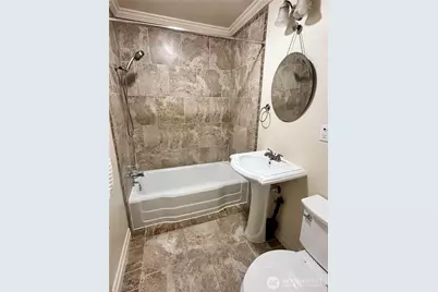 2410 Pacific Avenue, Hoquiam, WA 98550 - Photo 15