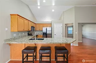 7604 139th St Ct E, Puyallup, WA 98373 - Photo 11