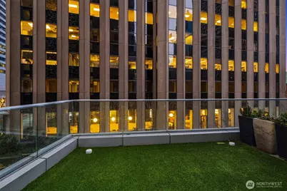 909 5th Avenue #204, Seattle, WA 98164 - Photo 25