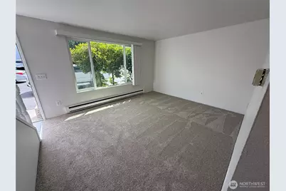 1017 Ttereve Drive #3, Everett, WA 98203 - Photo 3