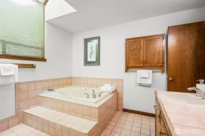 14310 SE 63rd Street, Bellevue, WA 98006 - Photo 23