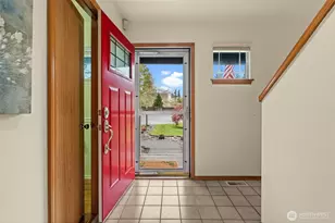 7284 Creek Wood Pl NE, Bremerton, WA 98311 - Photo 3