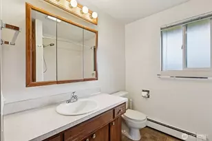 430 SE Andrews St, Issaquah, WA 98027 - Photo 11