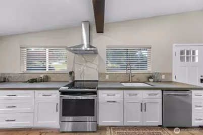 6204 170th Place SW, Lynnwood, WA 98037 - Photo 7