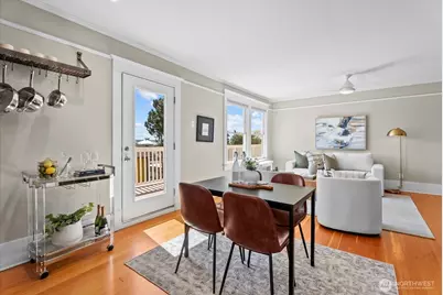 920 4th Avenue N, Seattle, WA 98109 - Photo 29