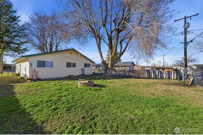 762 S 2nd Avenue, Connell, WA 99326 - Photo 19