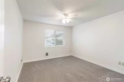 3842 D Place SE, Auburn, WA 98002 - Photo 9