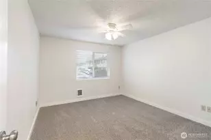 3842 D Pl SE, Auburn, WA 98002 - Photo 9