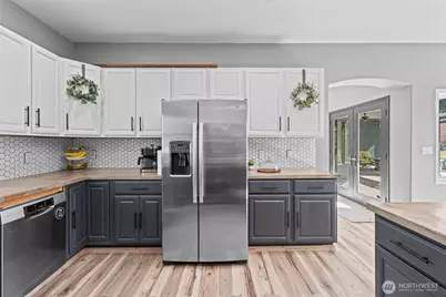 29512 28th Avenue E, Roy, WA 98580 - Photo 17