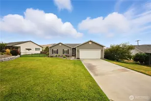 121 Pryor Dr, Pateros, WA 98846 - Photo 3