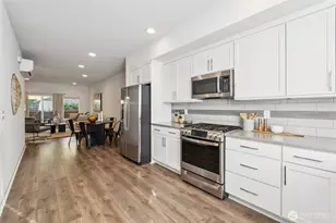 10942 NE 189th Pl, Bothell, WA 98011 - Photo 11
