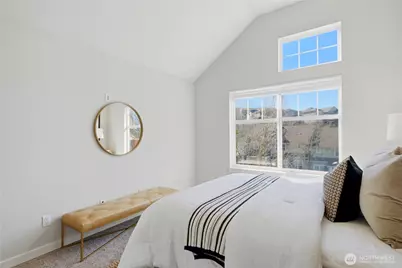 1439 Huckleberry Cir, Issaquah, WA 98029 - Photo 21