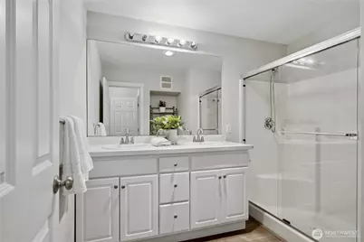 1439 Huckleberry Cir, Issaquah, WA 98029 - Photo 27