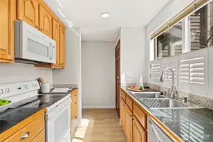 1230 101st Pl NE, Bellevue, WA 98004 - Photo 11