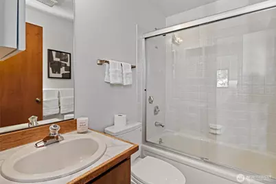 1230 101st Place NE #1230, Bellevue, WA 98004 - Photo 23