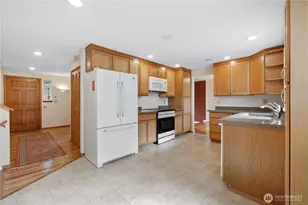 2446 237th Pl SW, Brier, WA 98036 - Photo 9