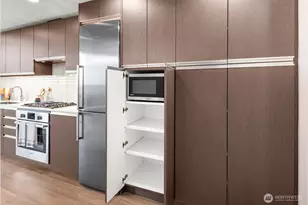 800 Columbia St, Seattle, WA 98104 - Photo 7