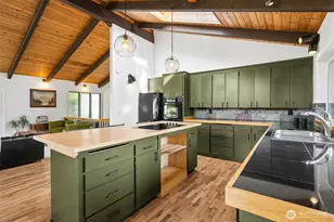 9832 Whitecap Dr NW, Olympia, WA 98502 - Photo 11