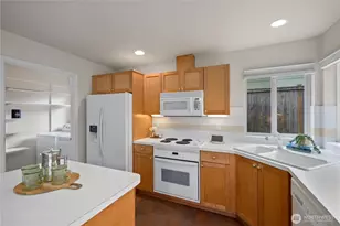 17421 95th Pl SW, Vashon, WA 98070 - Photo 15