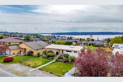 953 S Mountain View Avenue, Tacoma, WA 98465 - Photo 5