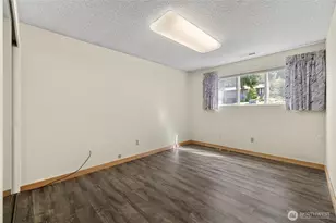 2121 S Cedar Hills Dr, Mount Vernon, WA 98274 - Photo 23