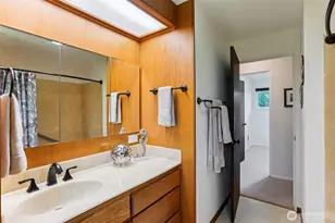 1223 N 188th St, Shoreline, WA 98133 - Photo 15