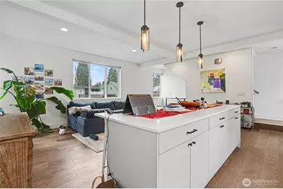 933 N 91st Street #B, Seattle, WA 98103 - Photo 11