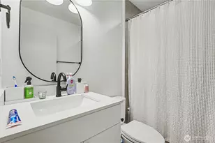 933 N 91st St, Seattle, WA 98103 - Photo 15