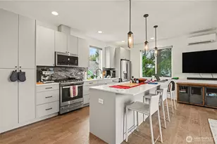 933 N 91st St, Seattle, WA 98103 - Photo 13