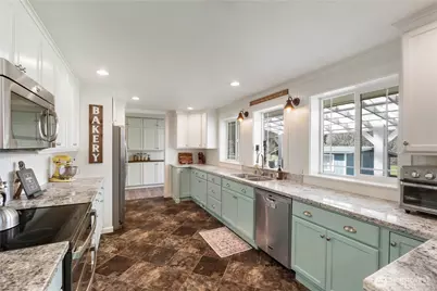 12104 26th Avenue E, Tacoma, WA 98445 - Photo 9