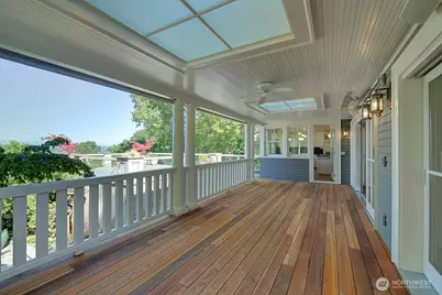 1645 Rambling Lane, Medina, WA 98039 - Photo 11