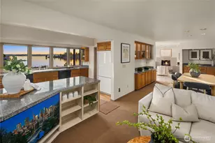 9903 Lake Washington Blvd NE, Bellevue, WA 98004 - Photo 27