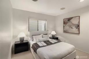 9903 Lake Washington Blvd NE, Bellevue, WA 98004 - Photo 23