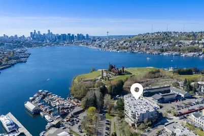 3300 Meridian Avenue N #409, Seattle, WA 98103 - Photo 1