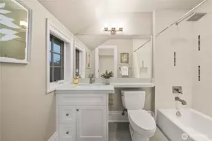 10021 NE 16th Pl, Bellevue, WA 98004 - Photo 31