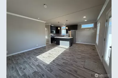 2010 Broadway Avenue #16, Hoquiam, WA 98550 - Photo 9