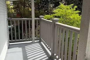 942 N 81st St, Seattle, WA 98103 - Photo 9