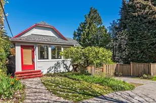 942 N 81st St, Seattle, WA 98103 - Photo 27