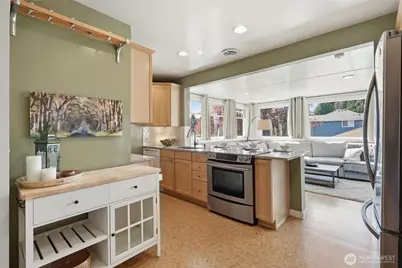 4725 SW Graham St, Seattle, WA 98136 - Photo 9