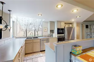 627 N Waugh Rd, Mount Vernon, WA 98273 - Photo 11