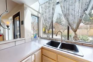 627 N Waugh Rd, Mount Vernon, WA 98273 - Photo 13