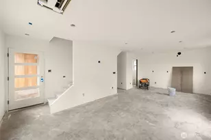 8109 34th Ave SW, Seattle, WA 98126 - Photo 7