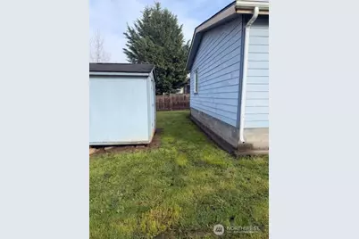 1905 Honeysuckle Lane, Centralia, WA 98531 - Photo 3