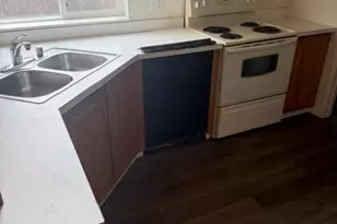 1905 Honeysuckle Ln, Centralia, WA 98531 - Photo 7