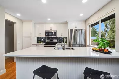 12641 82nd Avenue NE, Kirkland, WA 98034 - Photo 5